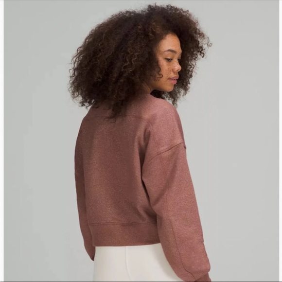 Perfectly Oversized Crop Crew - Picture 2 of 4